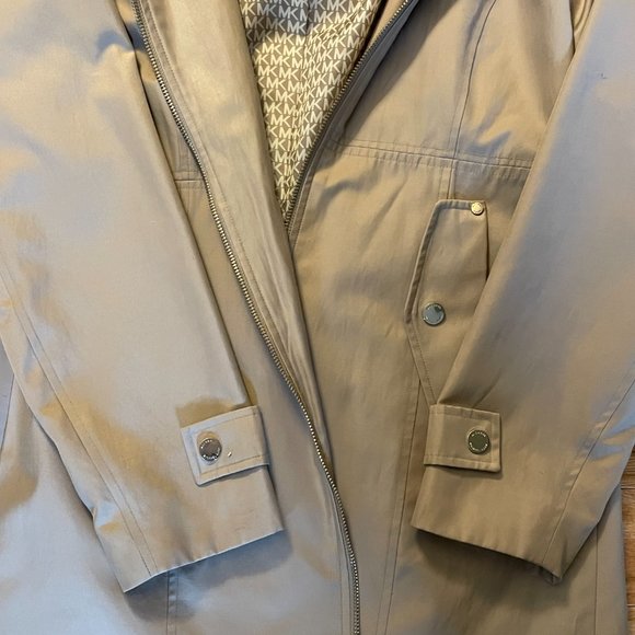 Michael Kors- Small- Jacket w/Hood - Picture 3 of 6